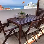 El Cortijuelo. Magnificent Triplex Terraced House With Rooftop Of 18m2, Overlooking The Sea. Parking Дом отдыха *