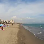 El Cortijuelo. Magnificent Triplex Terraced House With Rooftop Of 18m2, Overlooking The Sea. Parking Дом отдыха Торремолинос
