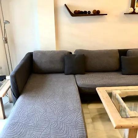 El Cortijuelo. Magnificent Triplex Terraced House With Rooftop Of 18m2, Overlooking The Sea. Parking Dom wakacyjny Torremolinos