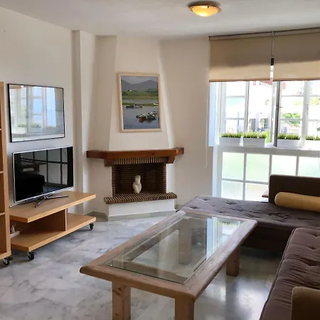 El Cortijuelo. Magnificent Triplex Terraced House With Rooftop Of 18m2, Overlooking The Sea. Parking *