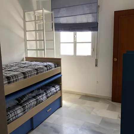 El Cortijuelo. Magnificent Triplex Terraced House With Rooftop Of 18m2, Overlooking The Sea. Parking