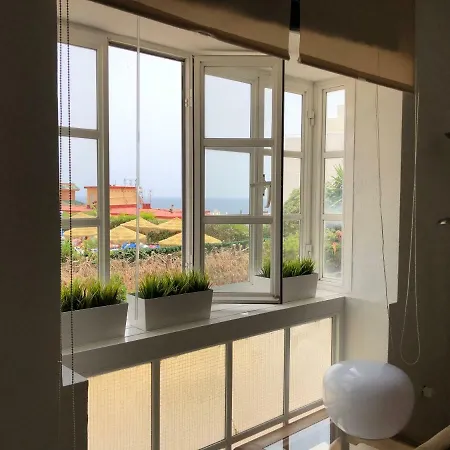 Сasa de vacaciones El Cortijuelo. Magnificent Triplex Terraced House With Rooftop Of 18m2, Overlooking The Sea. Parking Torremolinos
