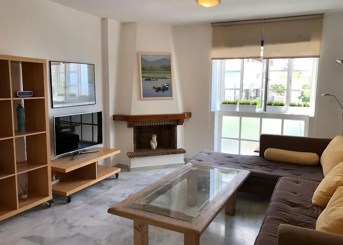 El Cortijuelo. Magnificent Triplex Terraced House With Rooftop Of 18m2, Overlooking The Sea. Parking *