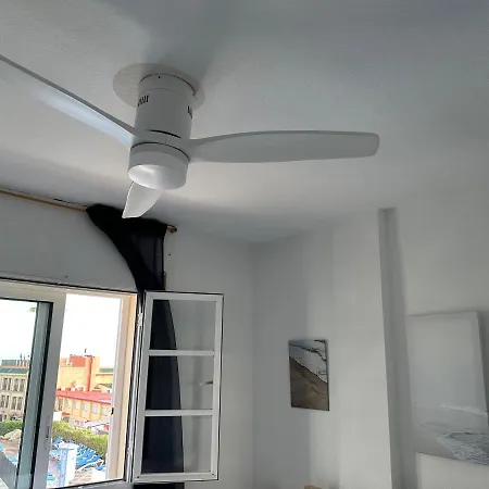 Dom wakacyjny El Cortijuelo. Magnificent Triplex Terraced House With Rooftop Of 18m2, Overlooking The Sea. Parking