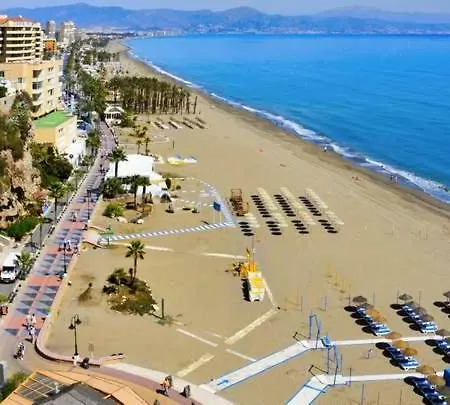 El Cortijuelo. Magnificent Triplex Terraced House With Rooftop Of 18m2, Overlooking The Sea. Parking