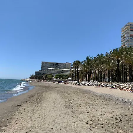 El Cortijuelo. Magnificent Triplex Terraced House With Rooftop Of 18m2, Overlooking The Sea. Parking Torremolinos