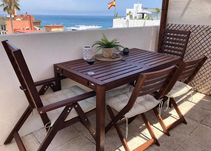 El Cortijuelo. Magnificent Triplex Terraced House With Rooftop Of 18m2, Overlooking The Sea. Parking Σπίτι διακοπών *