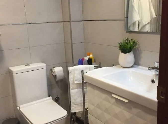 El Cortijuelo. Magnificent Triplex Terraced House With Rooftop Of 18m2, Overlooking The Sea. Parking