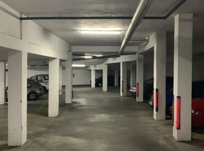 El Cortijuelo. Magnificent Triplex Terraced House With Rooftop Of 18m2, Overlooking The Sea. Parking Σπίτι διακοπών *