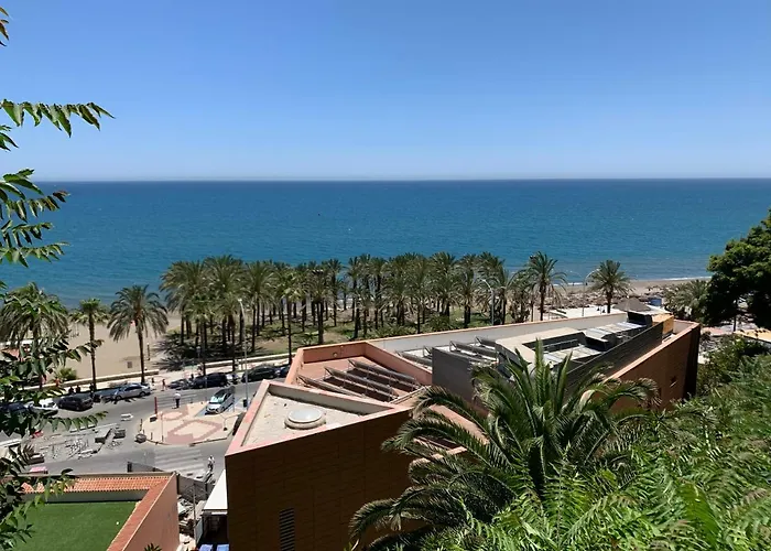 El Cortijuelo. Magnificent Triplex Terraced House With Rooftop Of 18m2, Overlooking The Sea. Parking Σπίτι διακοπών *