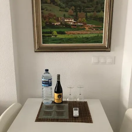 El Cortijuelo. Magnificent Triplex Terraced House With Rooftop Of 18m2, Overlooking The Sea. Parking Nyaraló *